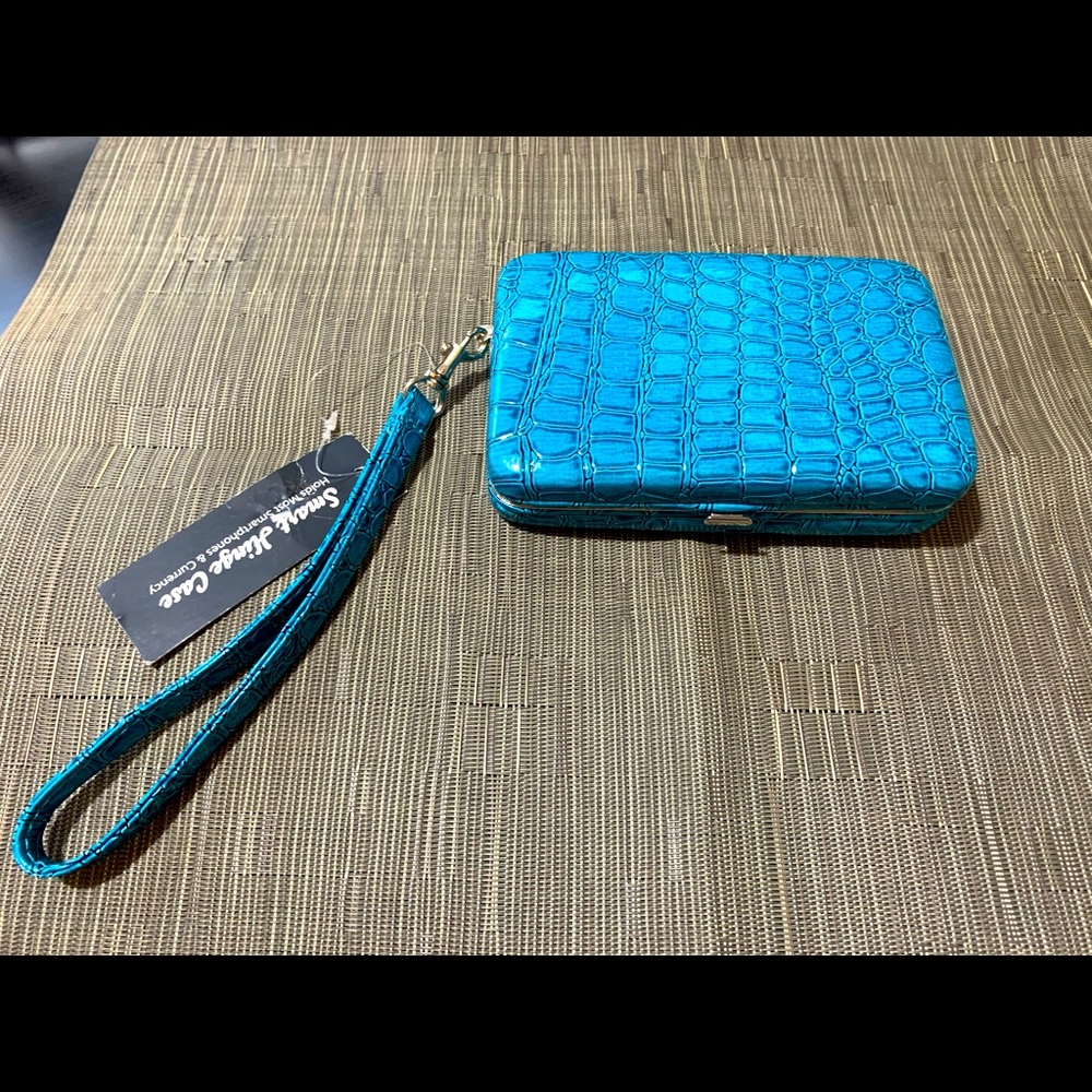 Wristlet